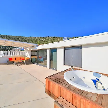 ヴィラ Sleeps 8 Pool Air Con Wifi