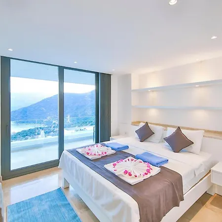 ヴィラ Sleeps 8 Pool Air Con Wifi