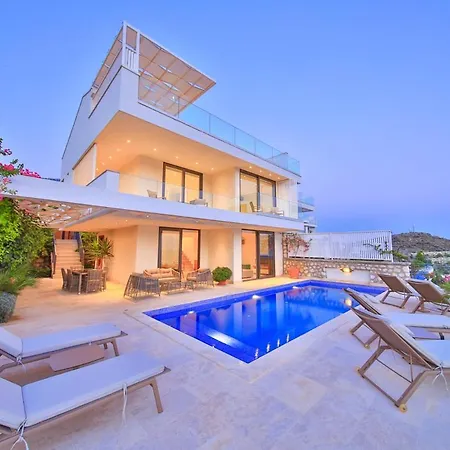 Sleeps 8 Pool Air Con Wifi ヴィラ *